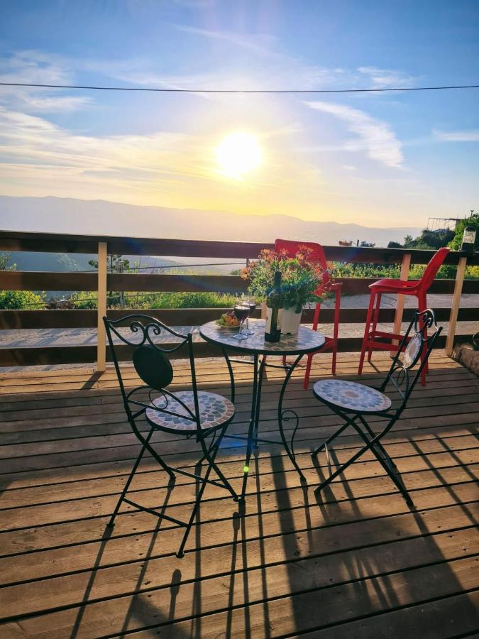 Sunset B&B Ein Kinya Exterior foto